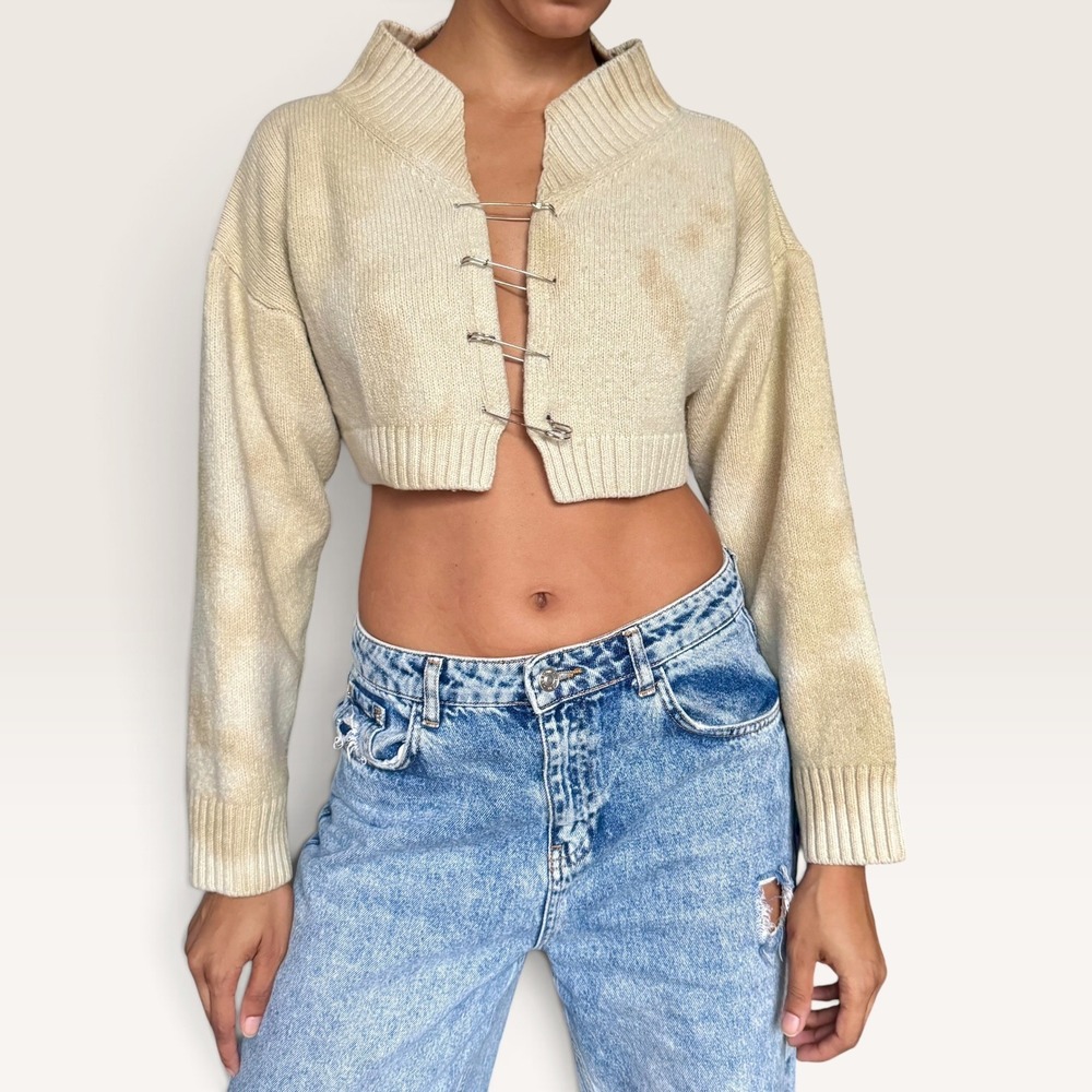 Guizio Safety Pin Cropped Cardigan Sweater Cloud Cream Tie-Dye XS/S Grunge